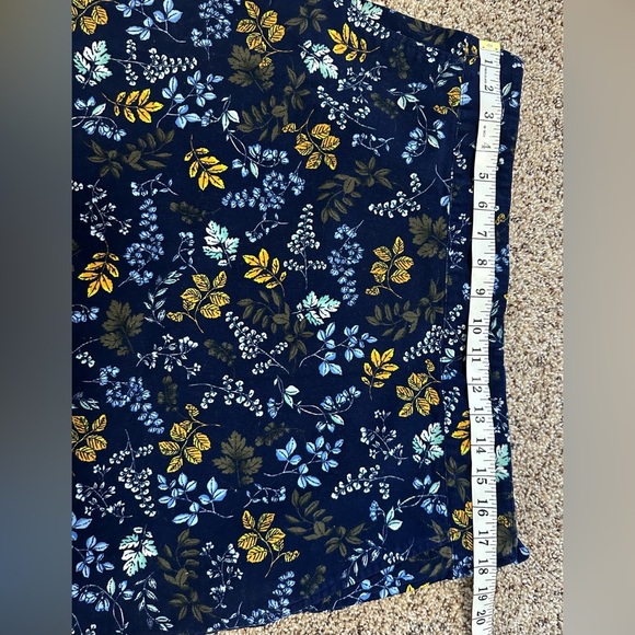 💛🌼 Talbots Women's Navy Blue Floral Print Corduroy A-Line Skirt - Size 14 💛🌼 - Picture 10 of 11